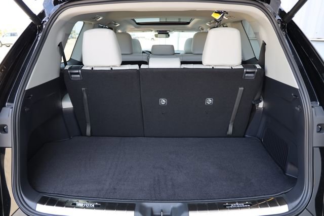 New 2026 Toyota Grand Highlander XLE image 11