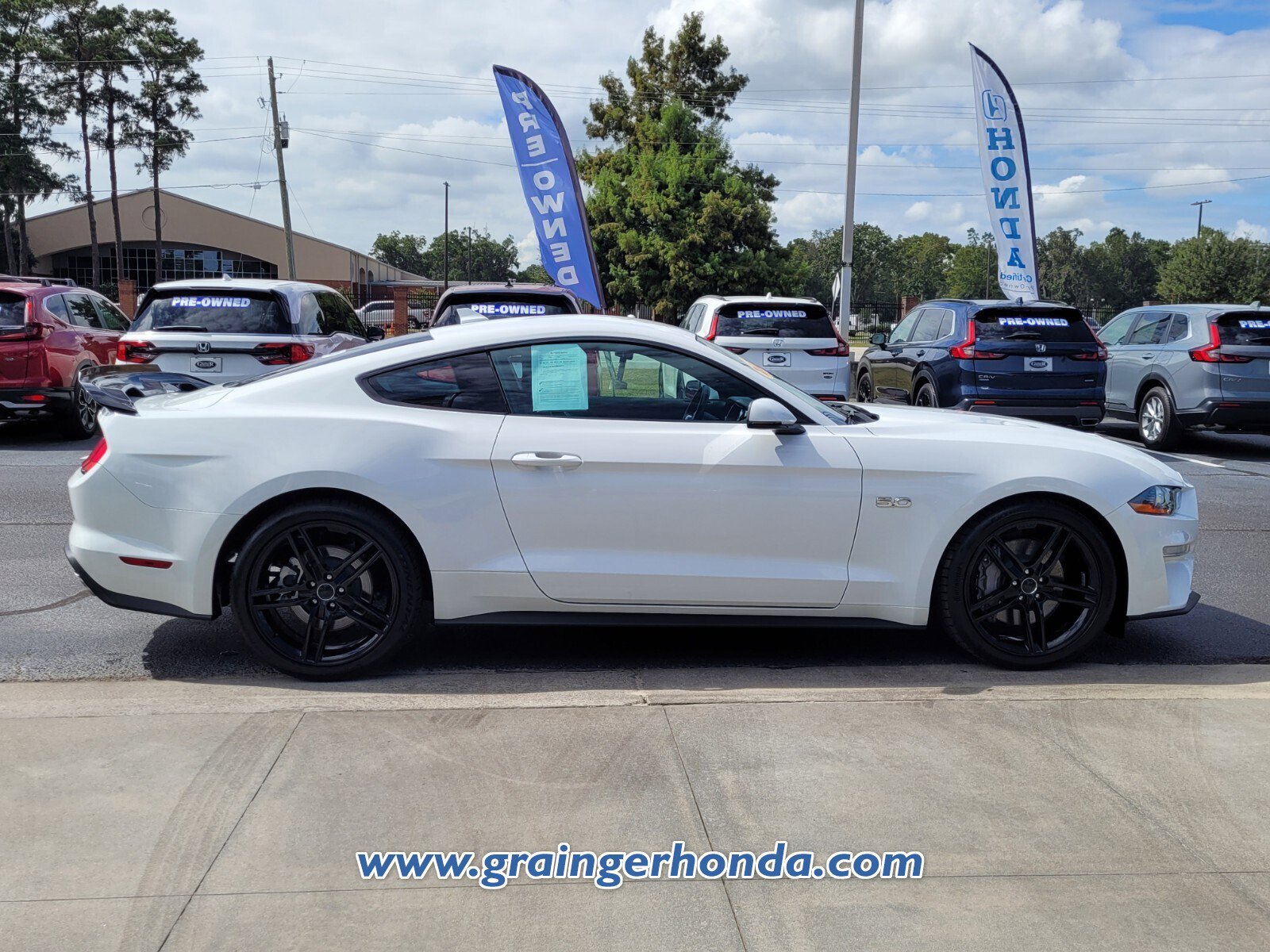 Used 2022 Ford Mustang GT Premium w/ Equipment Group 401A image 6