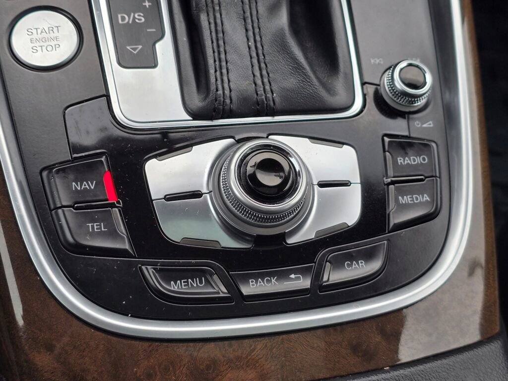 Used 2016 Audi Q5 2.0T Premium Plus w/ Technology Package image 26