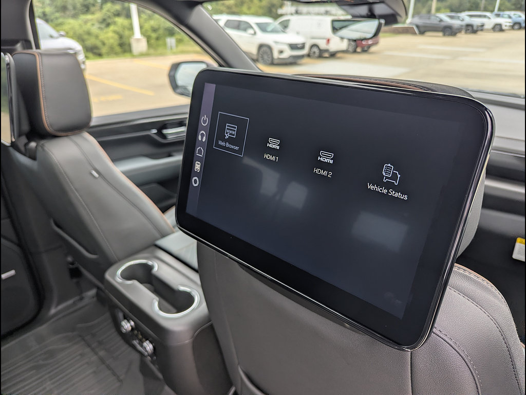 New 2026 GMC Yukon XL AT4 w/ AT4 Premium Plus Package AWD/4WD image 16