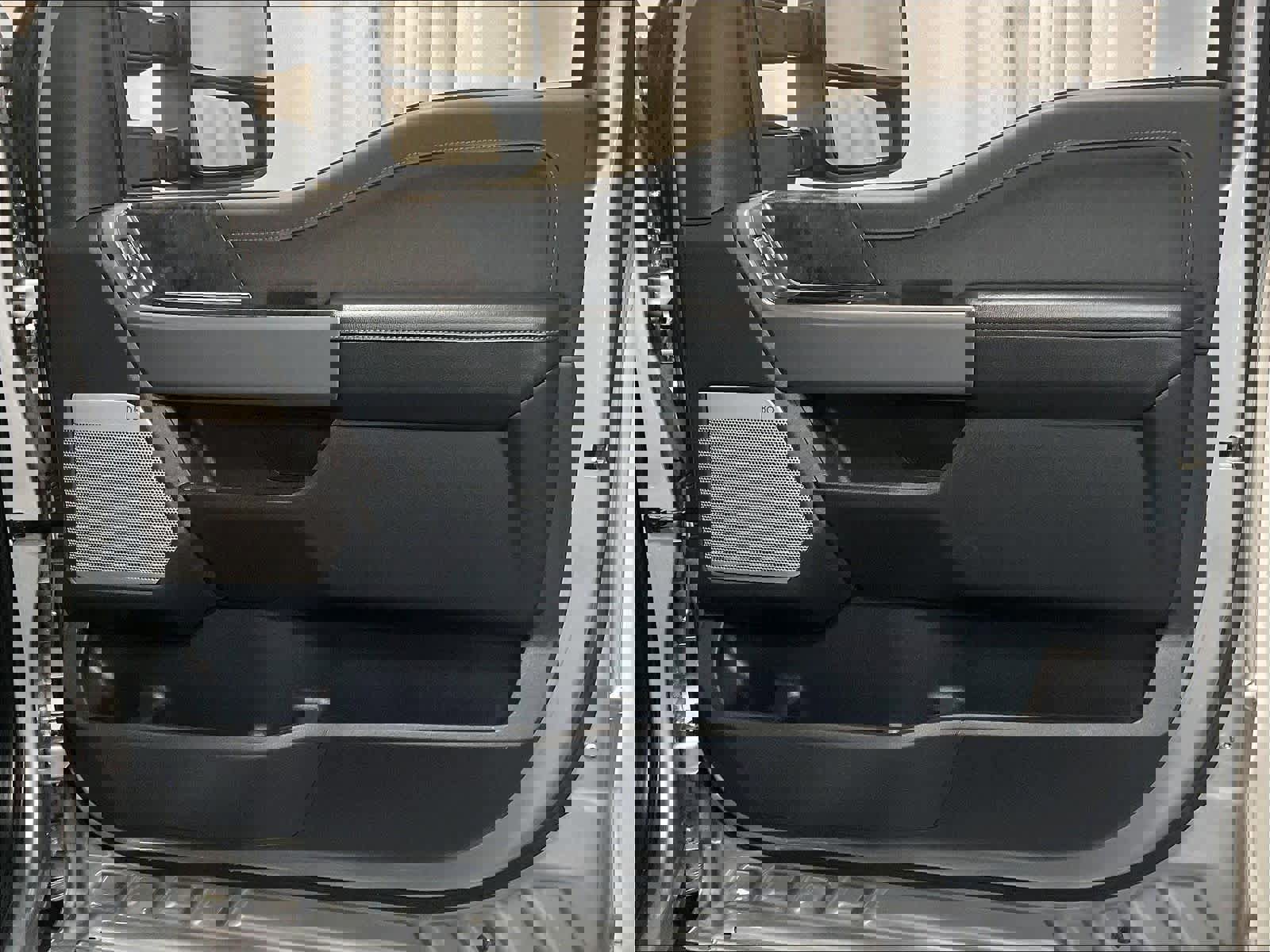 Used 2022 Ford F150 Lariat w/ Equipment Group 502A High image 24