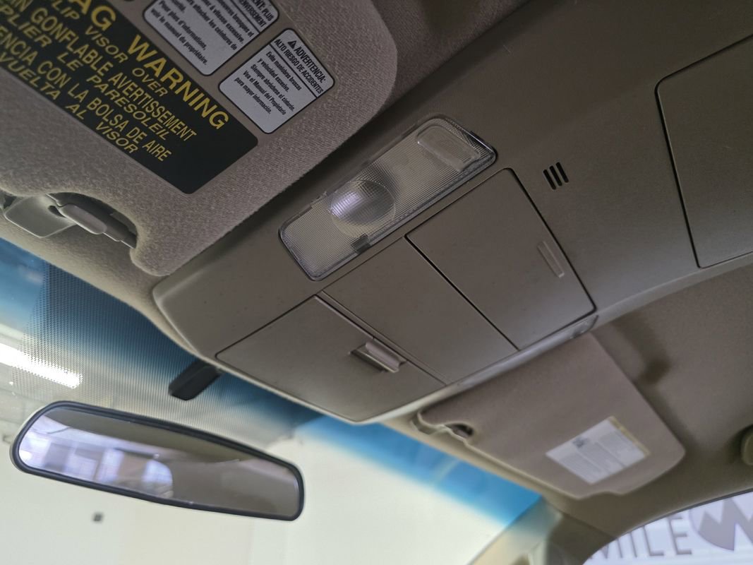 Used 2009 Toyota Tundra 4x4 CrewMax image 36
