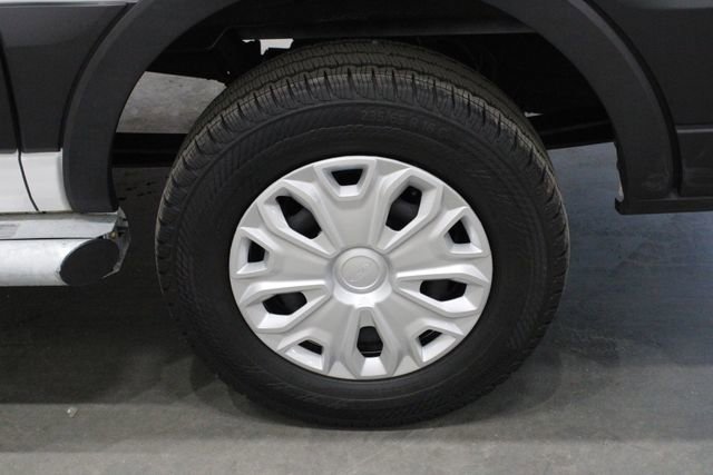 Used 2024 Ford Transit 250 Low Roof w/ Exterior Upgrade Package image 32