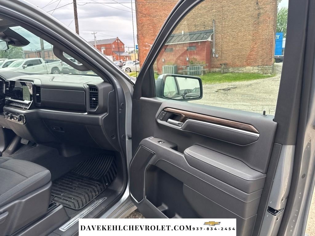 Used 2026 Chevrolet Silverado 1500 LT AWD/4WD image 37
