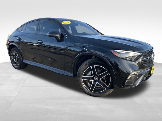 Used 2024 Mercedes-Benz GLC 300 4MATIC image 1