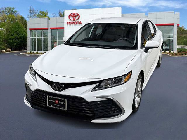 Certified 2023 Toyota Camry LE image 1