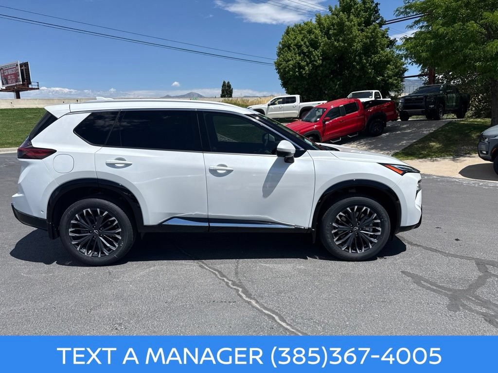 New 2026 Nissan Rogue Platinum w/ Tech Package AWD/4WD image 2