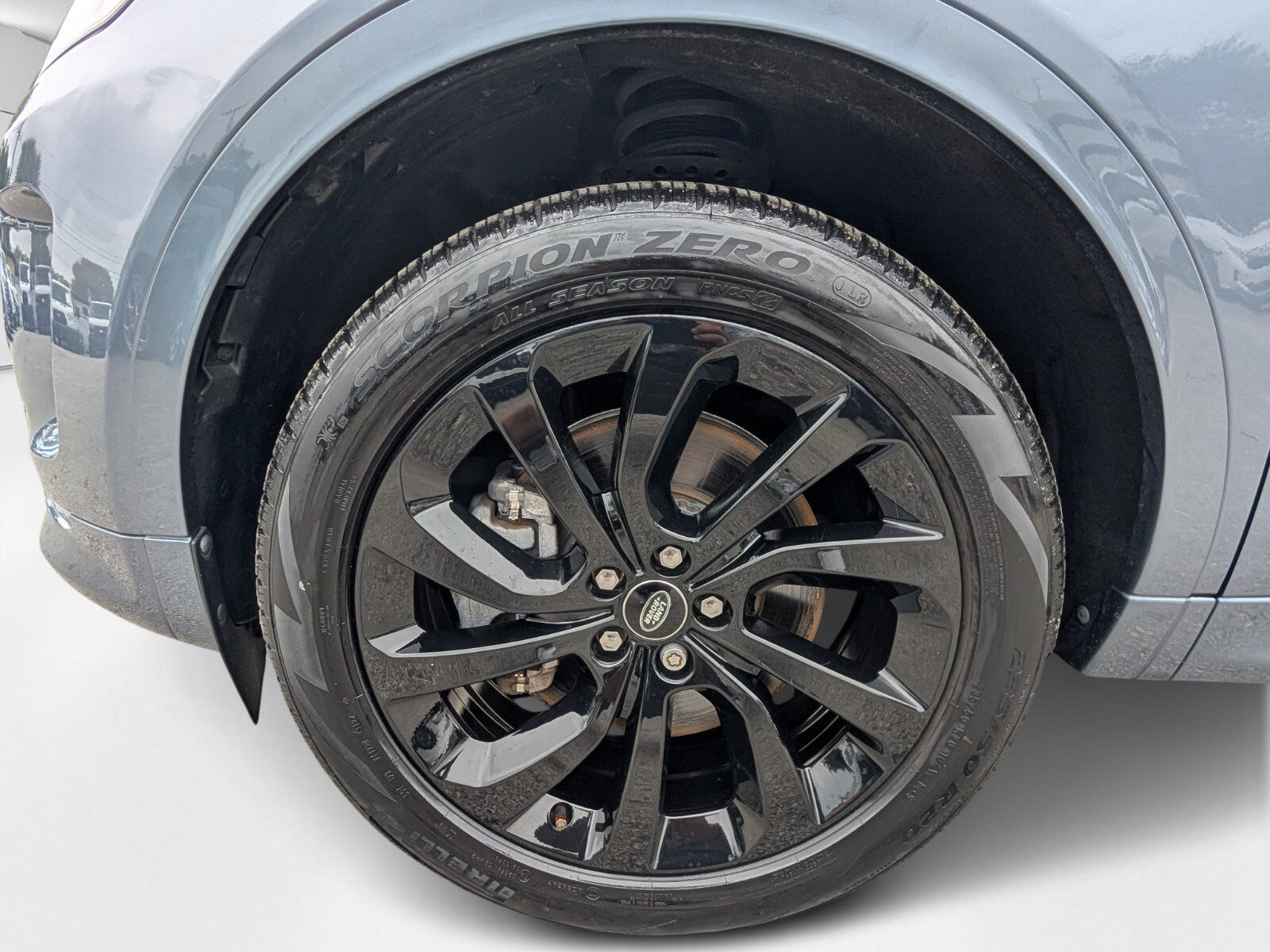 Used 2023 Land Rover Discovery Sport S R-Dynamic image 7