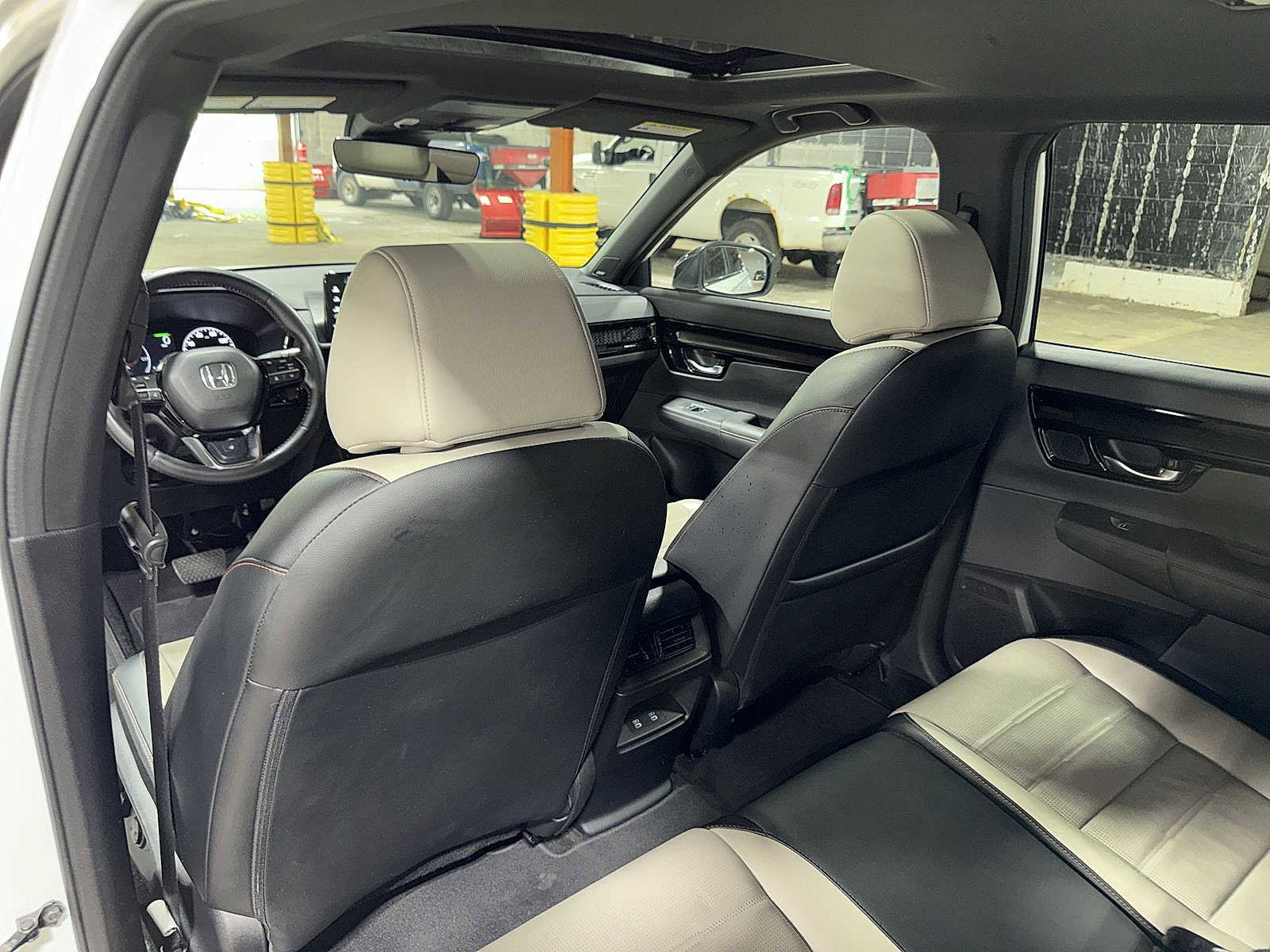 Used 2023 Honda CR-V Sport Touring image 31