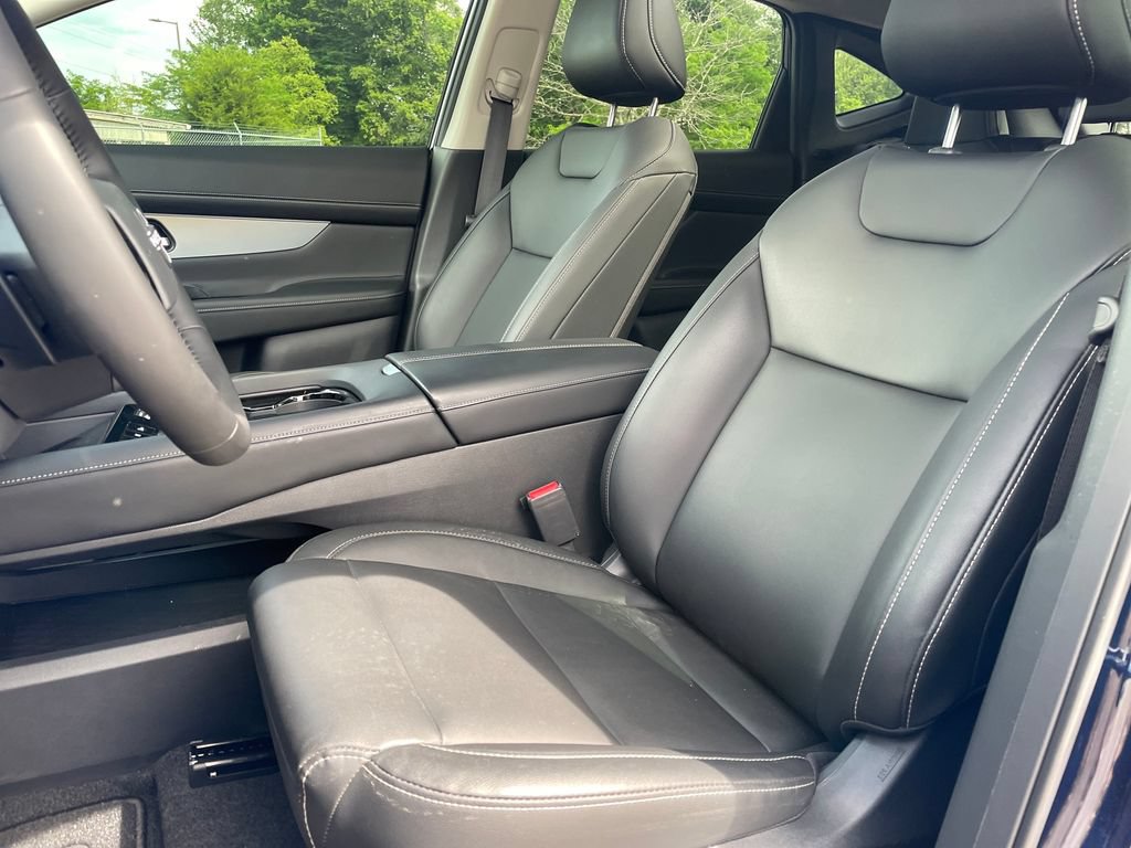 Used 2025 Nissan Murano SL AWD/4WD image 16