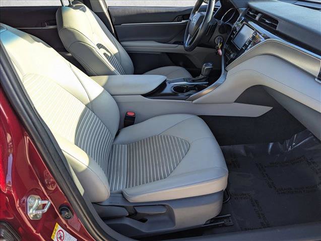Used 2018 Toyota Camry SE image 19