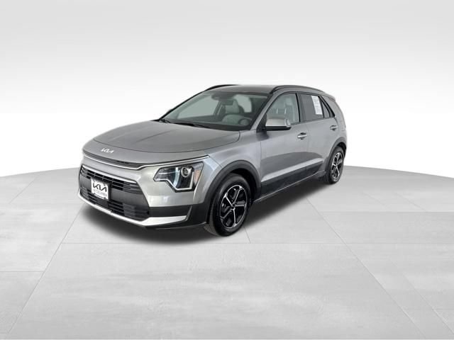 Certified 2025 Kia Niro EX FWD image 6