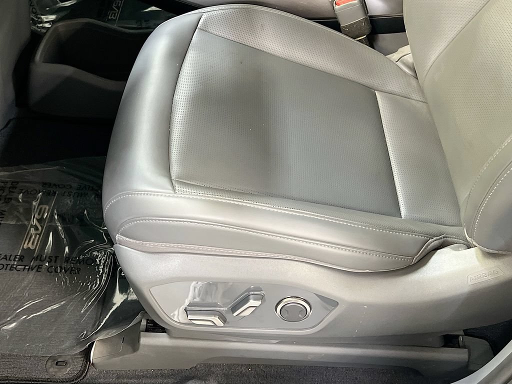 Used 2024 Kia EV9 Light RWD image 19