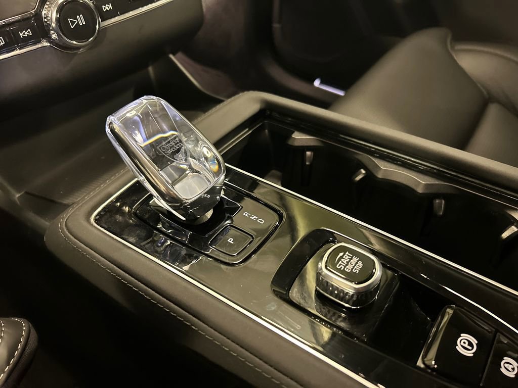 Used 2026 Volvo XC90 B6 Ultra w/ Protection Package image 19