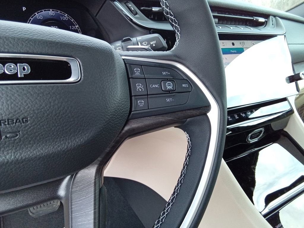New 2026 Jeep Grand Cherokee Limited w/ Limited Altitude Package image 18