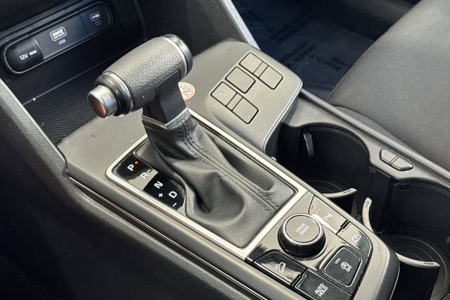 Used 2024 Kia Sportage LX FWD image 24