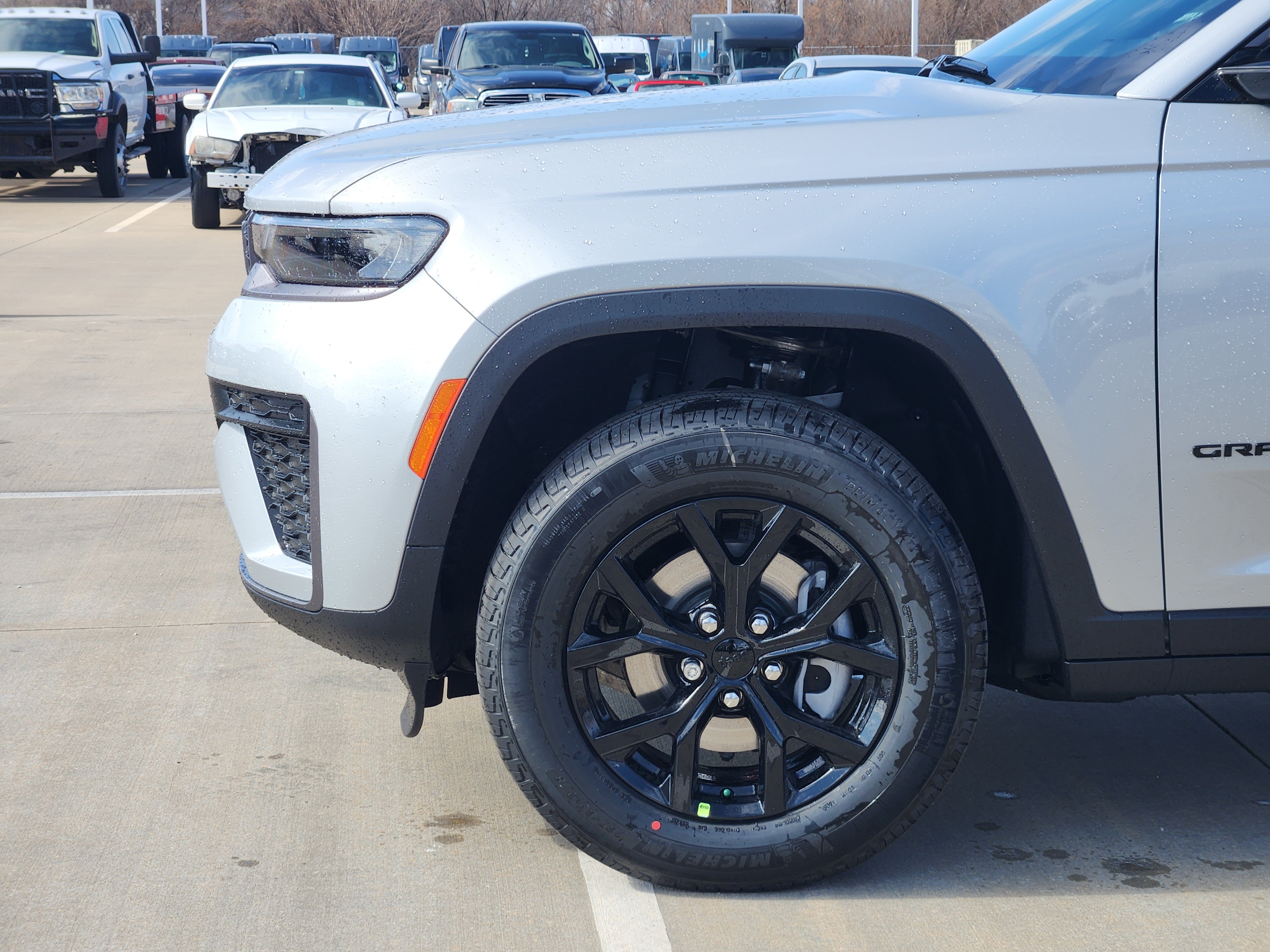 New 2026 Jeep Grand Cherokee Altitude RWD image 5