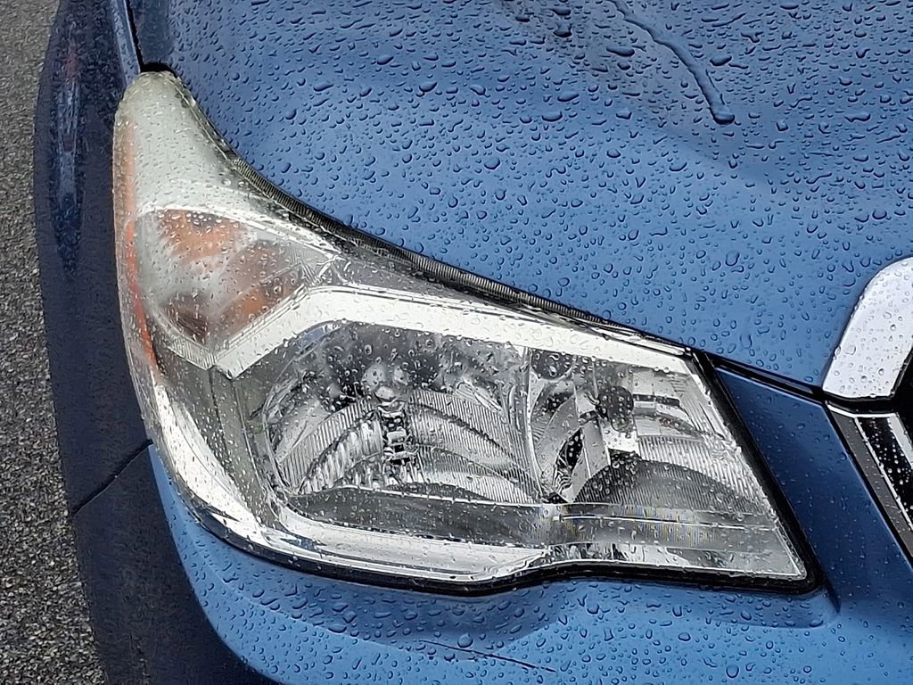 Used 2015 Subaru Forester 2.5i Premium AWD/4WD image 9