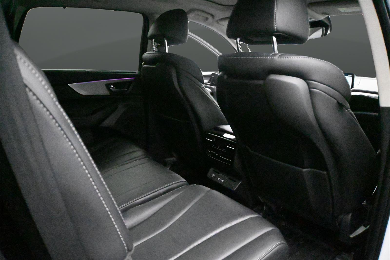Certified 2024 Acura MDX SH-AWD w/ Technology Package image 17