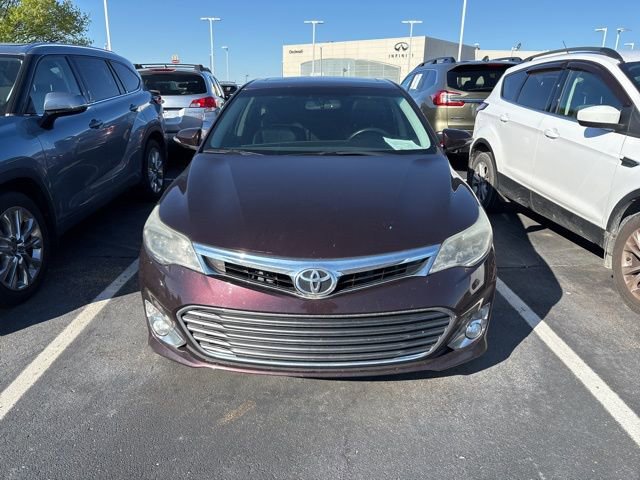 Used 2014 Toyota Avalon Limited FWD image 2