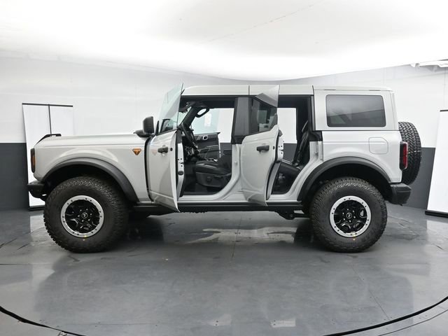 New 2026 Ford Bronco Badlands image 32