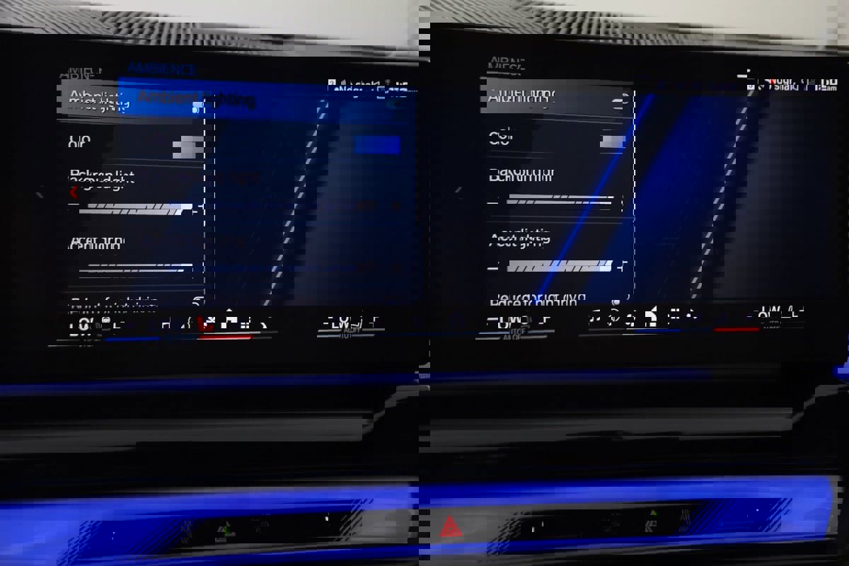 Used 2025 BMW M5 w/ Carbon Package image 56