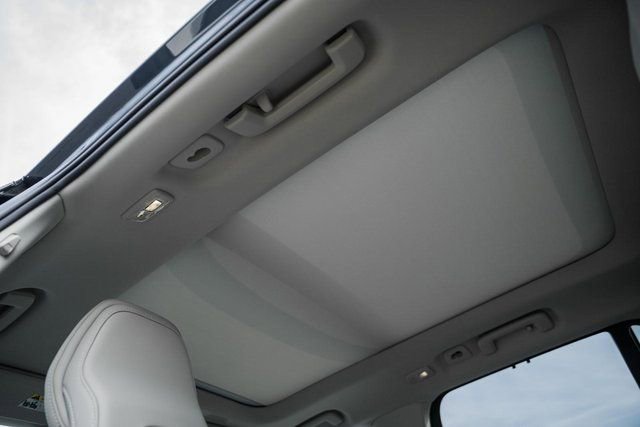 New 2026 Volvo XC90 B6 Ultra w/ Protection Package image 35