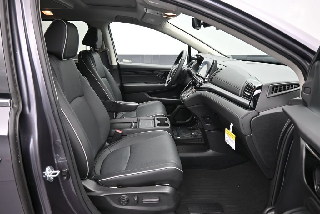Certified 2026 Honda Odyssey Elite image 33