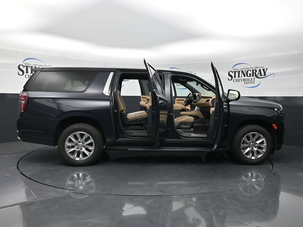Used 2024 Chevrolet Suburban Premier RWD image 39