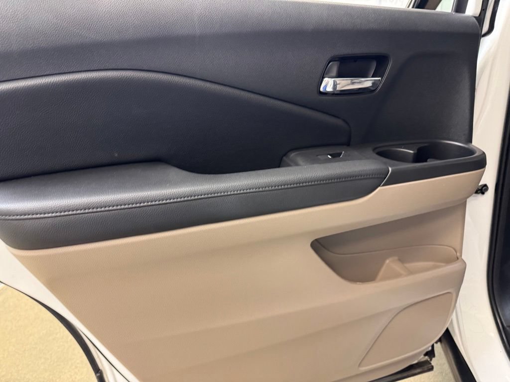 Used 2021 Honda Pilot EX image 16