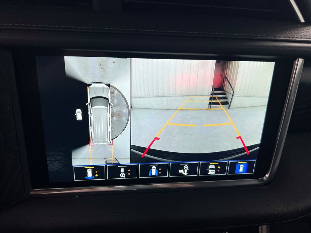 Used 2022 GMC Yukon Denali image 16