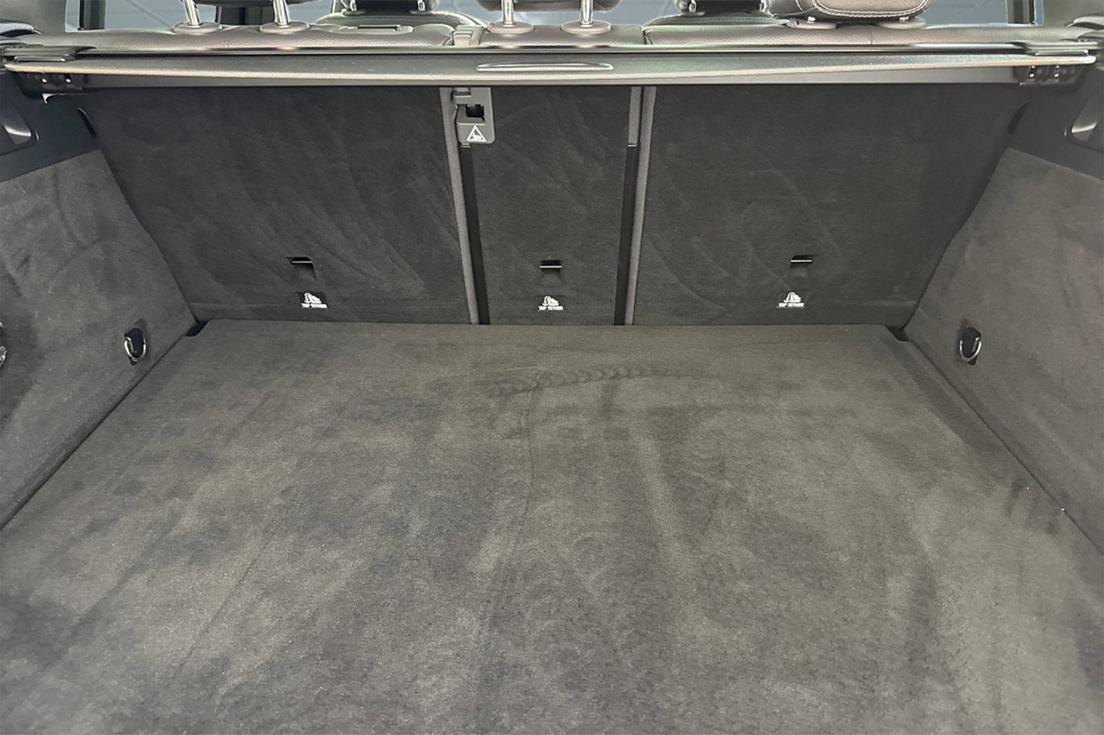 Used 2021 Mercedes-Benz GLC 300 4MATIC image 35