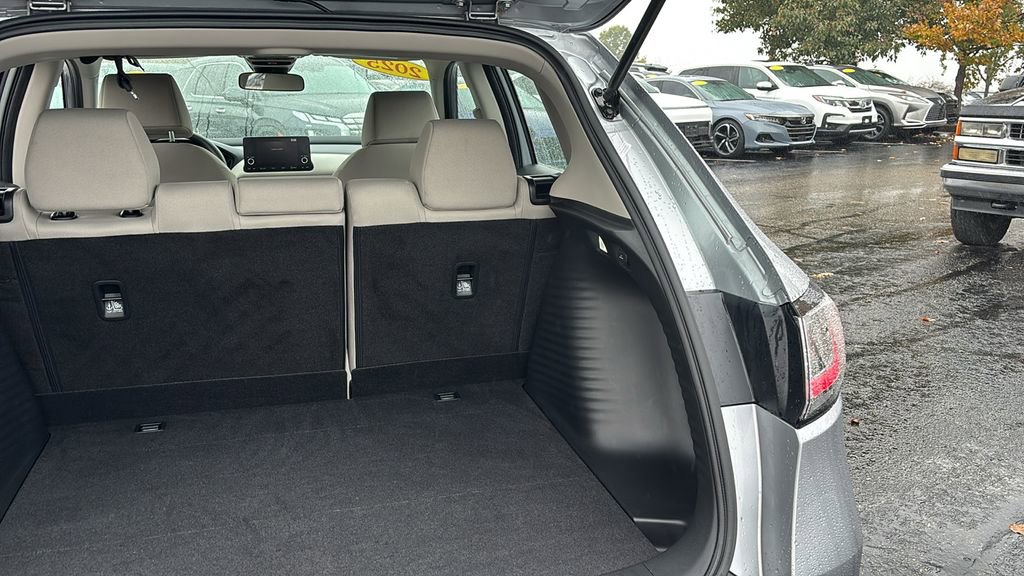 Certified 2025 Honda HR-V LX image 33