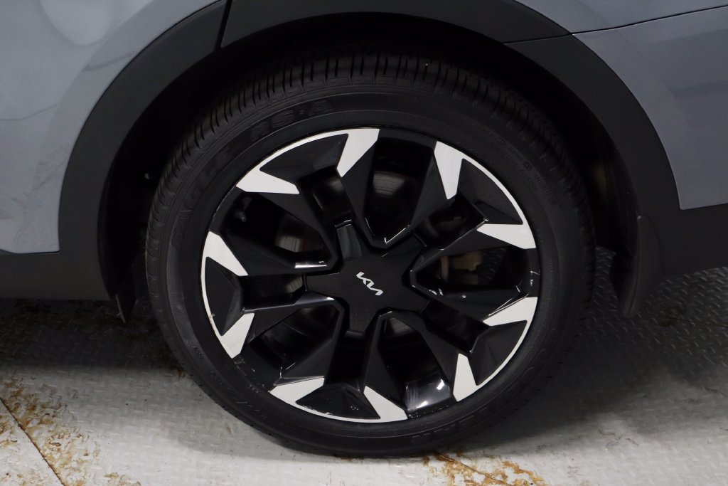 Used 2025 Kia Sorento EX FWD image 20