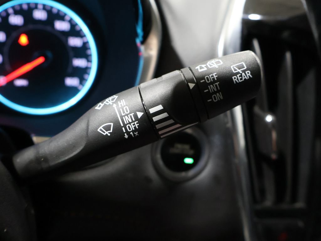 Used 2019 Chevrolet Traverse LT image 39