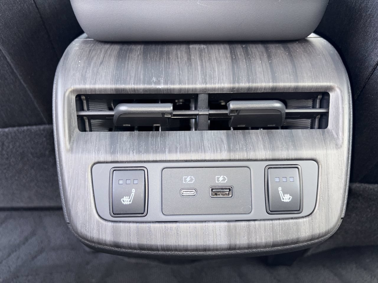 Certified 2023 Nissan Ariya AWD/4WD image 30