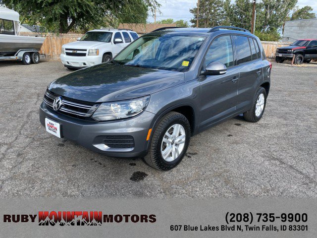 Used 2017 Volkswagen Tiguan S AWD/4WD image 3