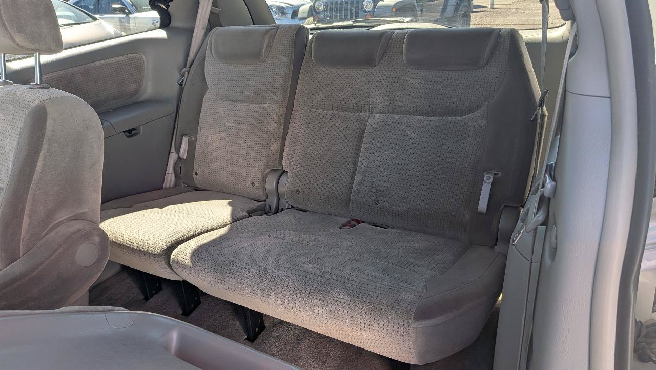 Used 2008 Toyota Sienna LE FWD image 11