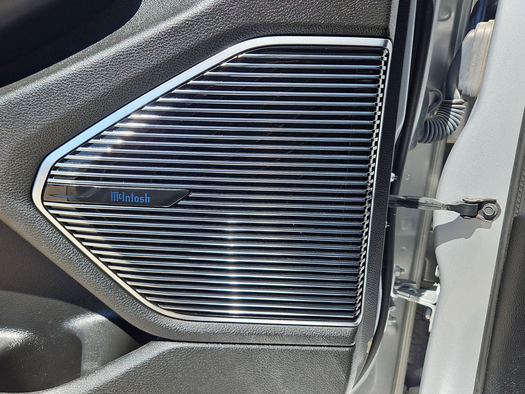 Used 2021 Jeep Grand Cherokee L Overland w/ Luxury Tech Group IV image 15