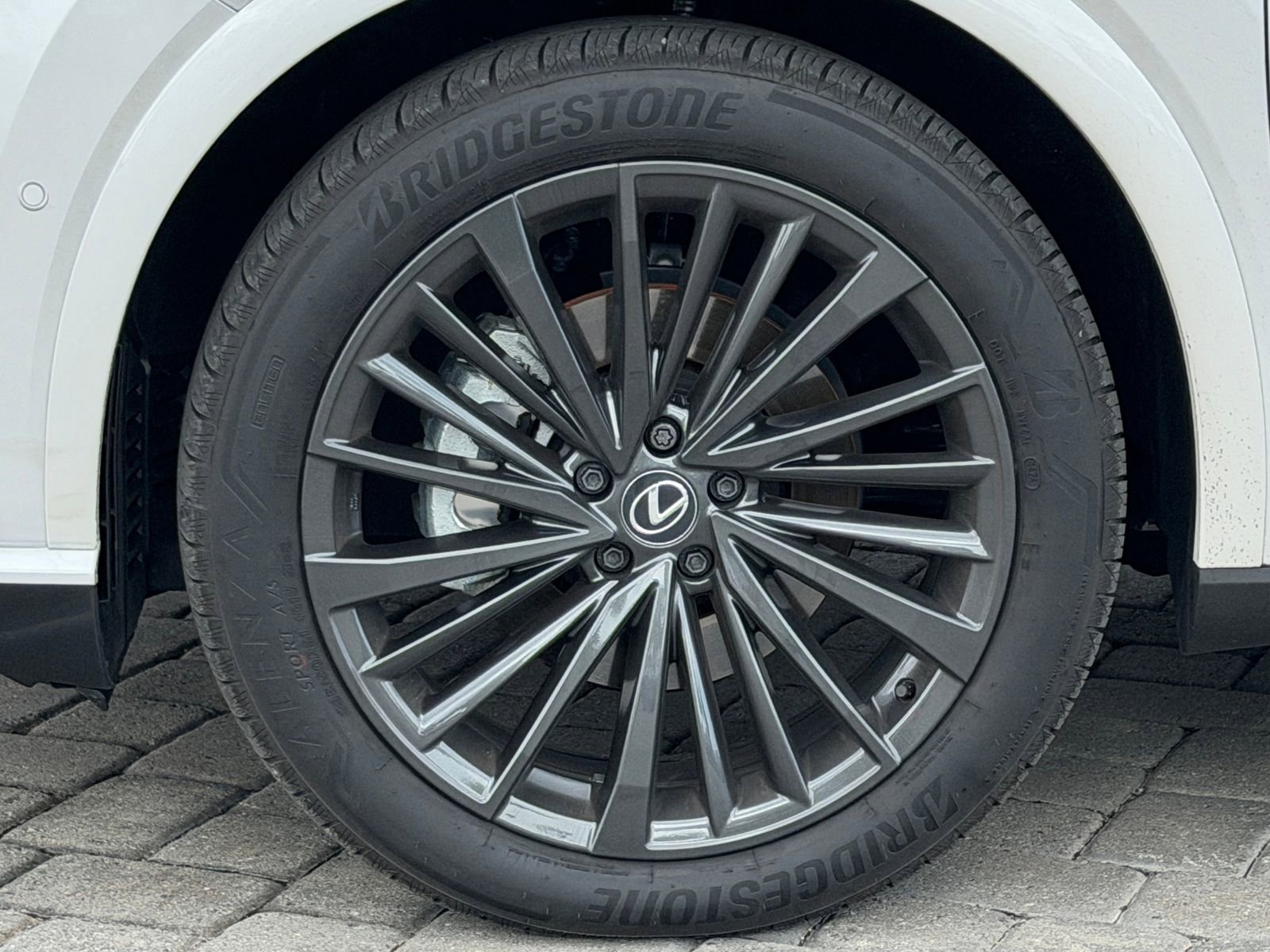 Used 2025 Lexus RX 350 AWD w/ Convenience Package image 13