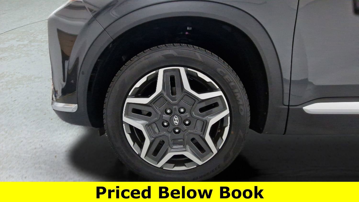 Used 2023 Hyundai Santa Fe Limited image 33