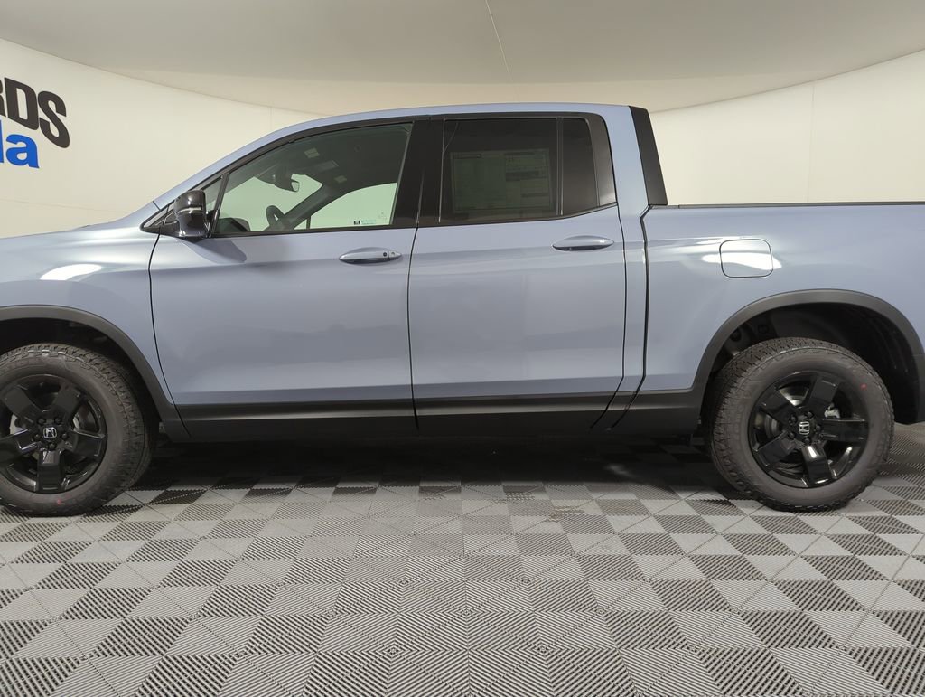 New 2026 Honda Ridgeline Black Edition image 2