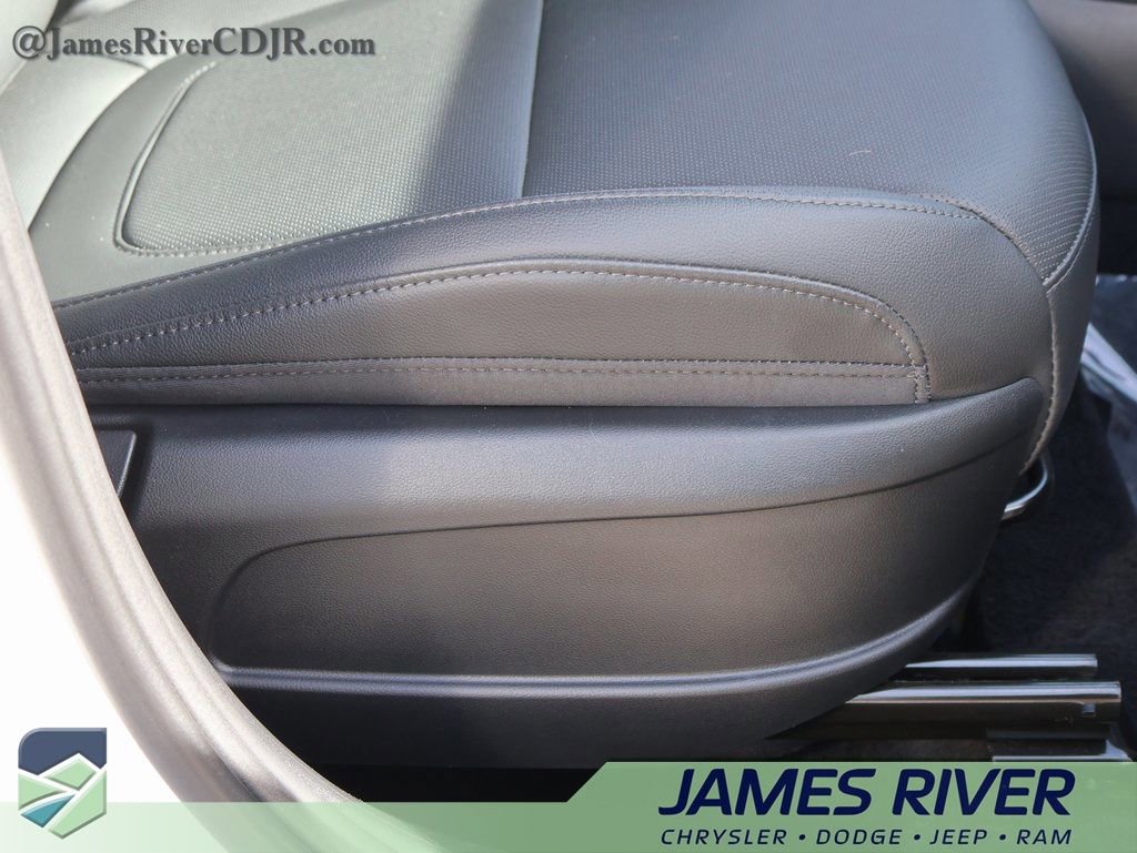 Used 2025 Hyundai Santa Cruz SEL image 10