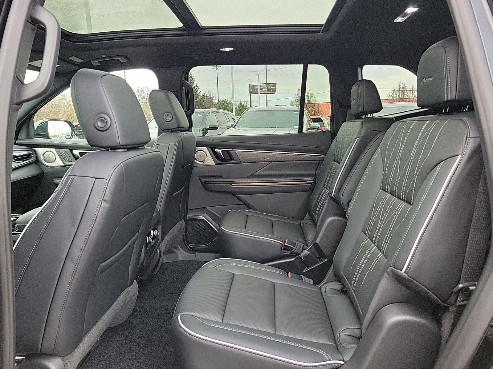 New 2026 Buick Enclave Avenir w/ Super Cruise Package image 12