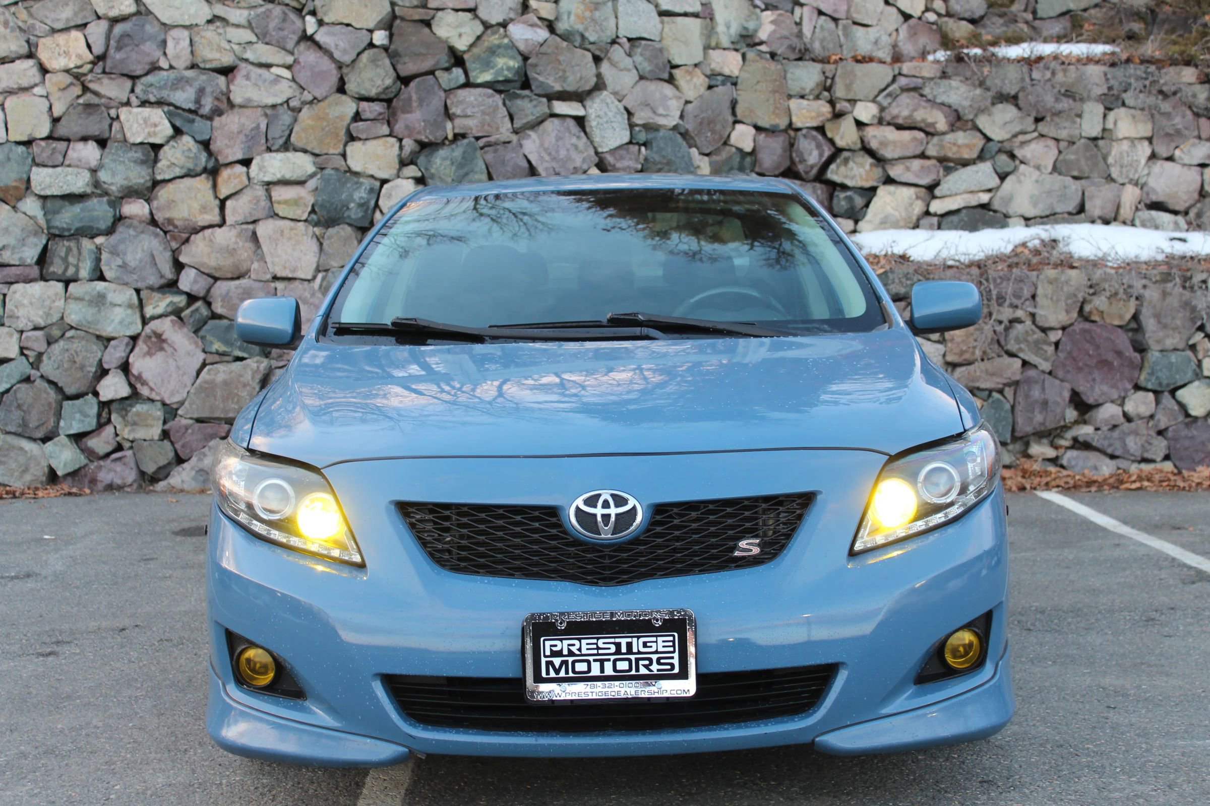 Used 2010 Toyota Corolla S image 3