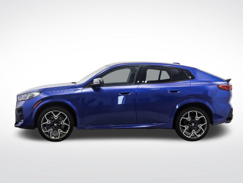 Used 2025 BMW X2 M35i AWD/4WD image 2