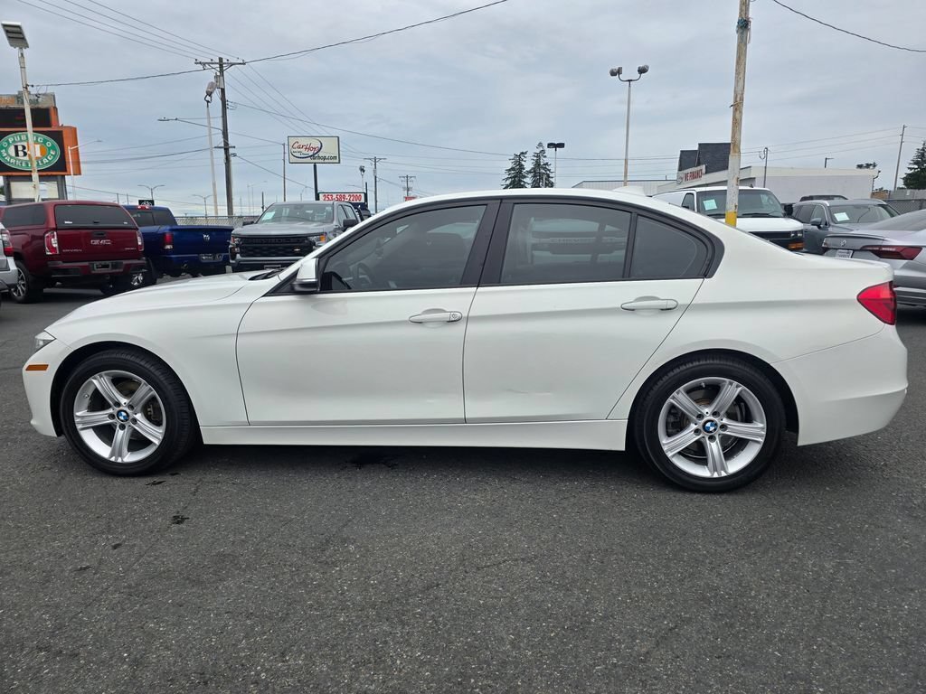 Used 2013 BMW 328i xDrive Sedan AWD/4WD image 9