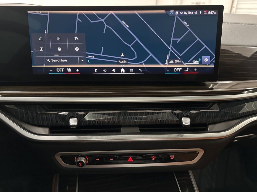 Used 2024 BMW X5 xDrive40i w/ Parking Assistance Package AWD/4WD image 14