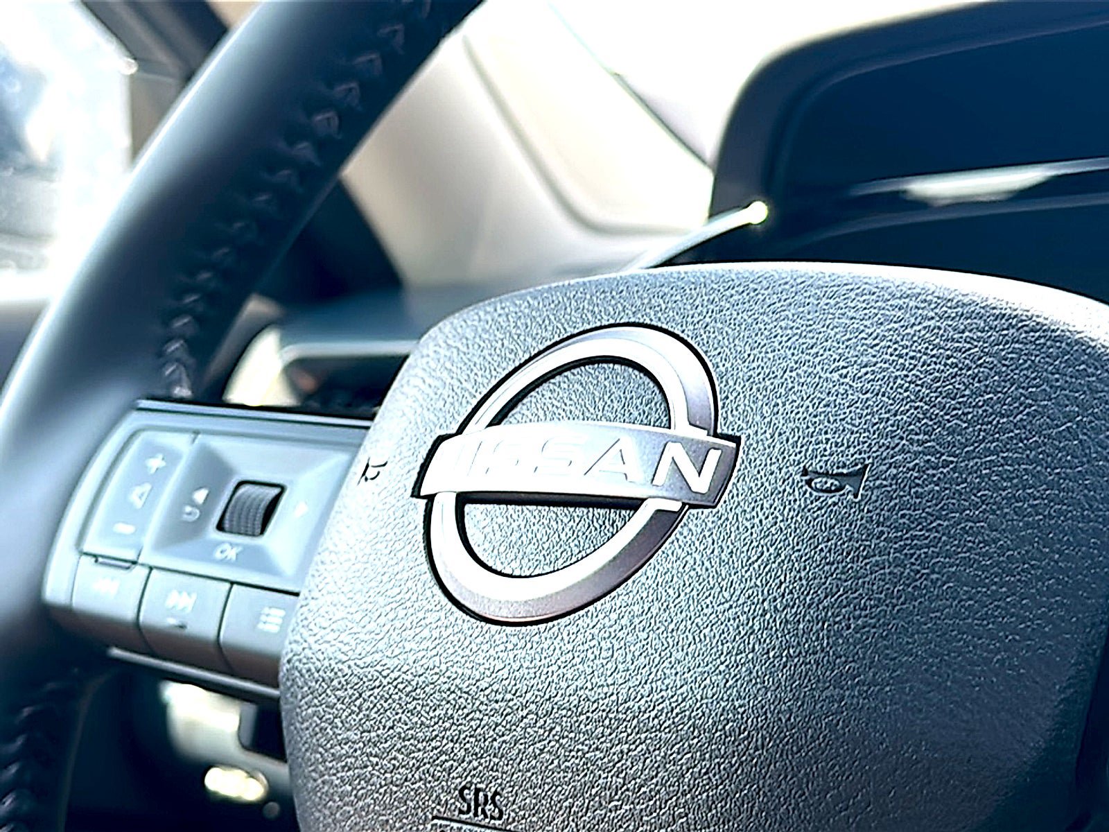 New 2026 Nissan Pathfinder SL w/ SL Premium Package FWD image 22