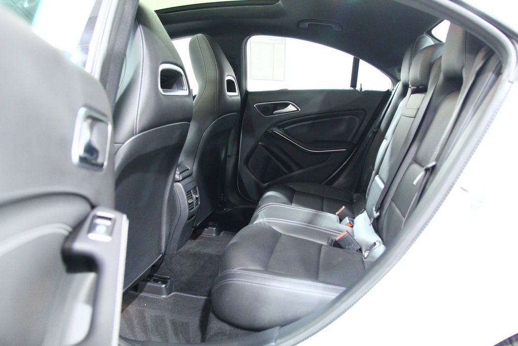 Certified 2019 Mercedes-Benz CLA 250 4MATIC image 28